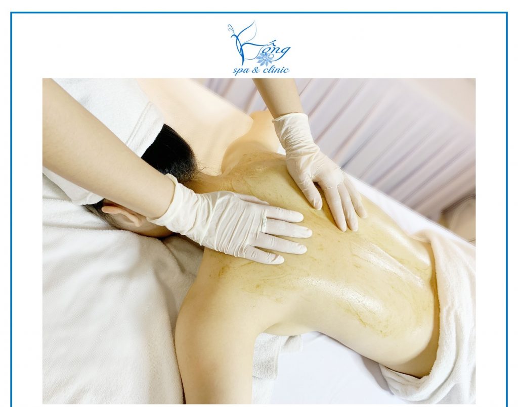 Lăn Kim Trị Mụn Lưng có tốt không? Quy Trình - Bảng Giá 2023