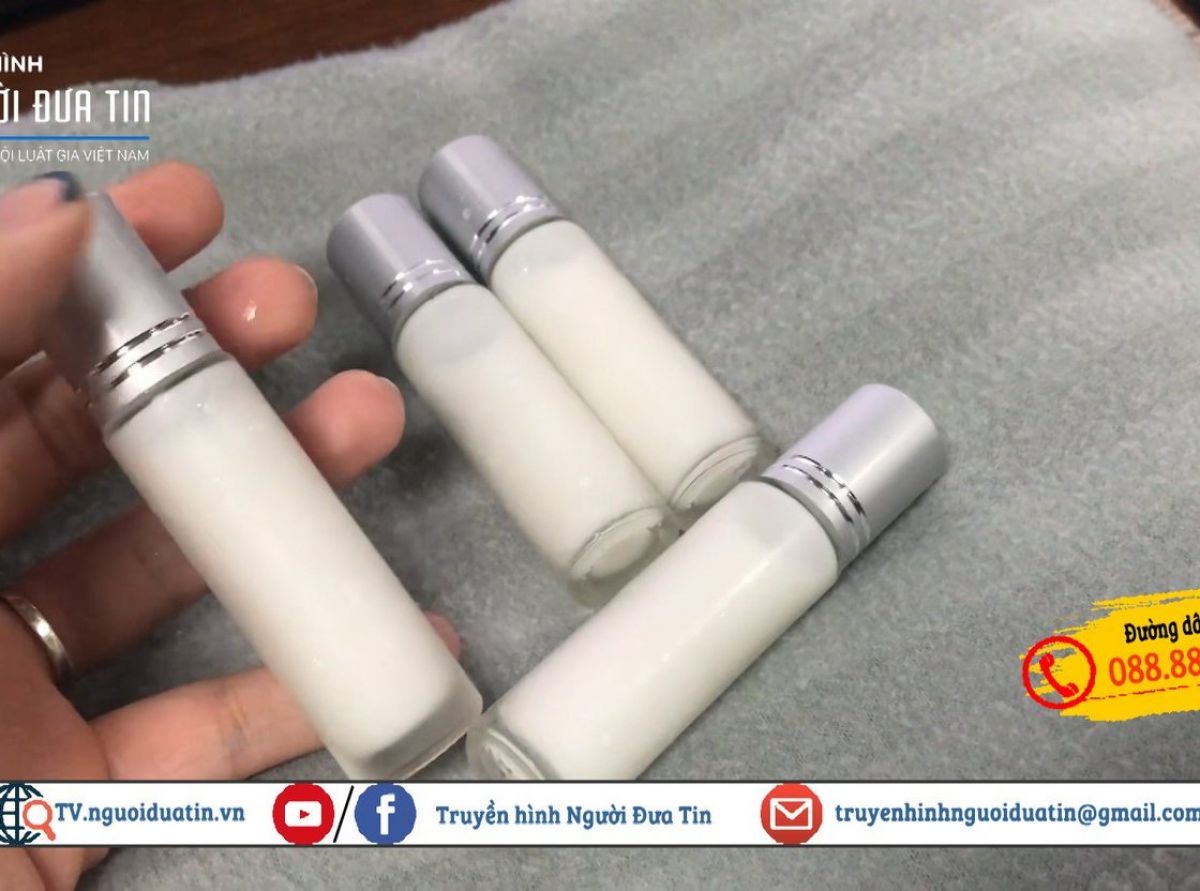 Thứ nhân viên gọi là "thuốc" đều không có nhãn mác, không hạn sử dụng