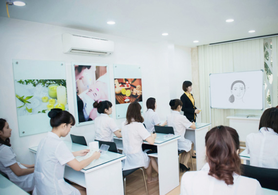 Cơ sở học điêu khắc chân mày uy tín