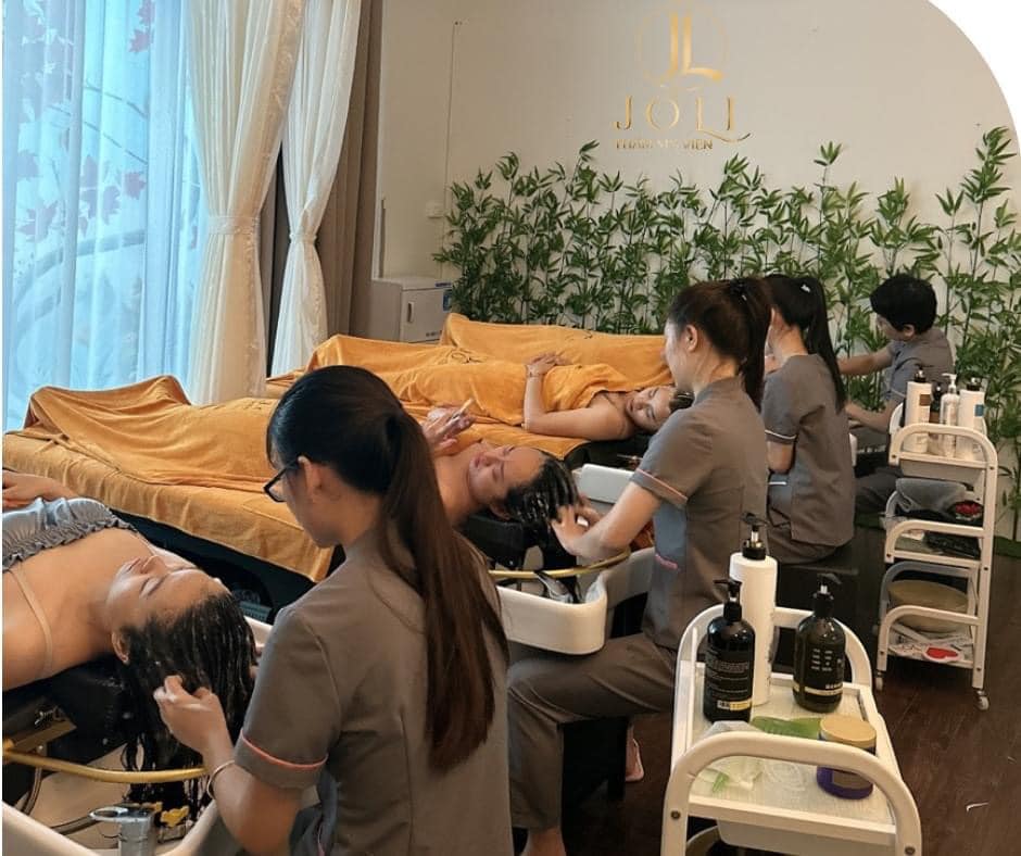 Học Gội Đầu Dưỡng Sinh Ở Đâu? 10 Địa Chỉ Tốt Nhất TPHCM